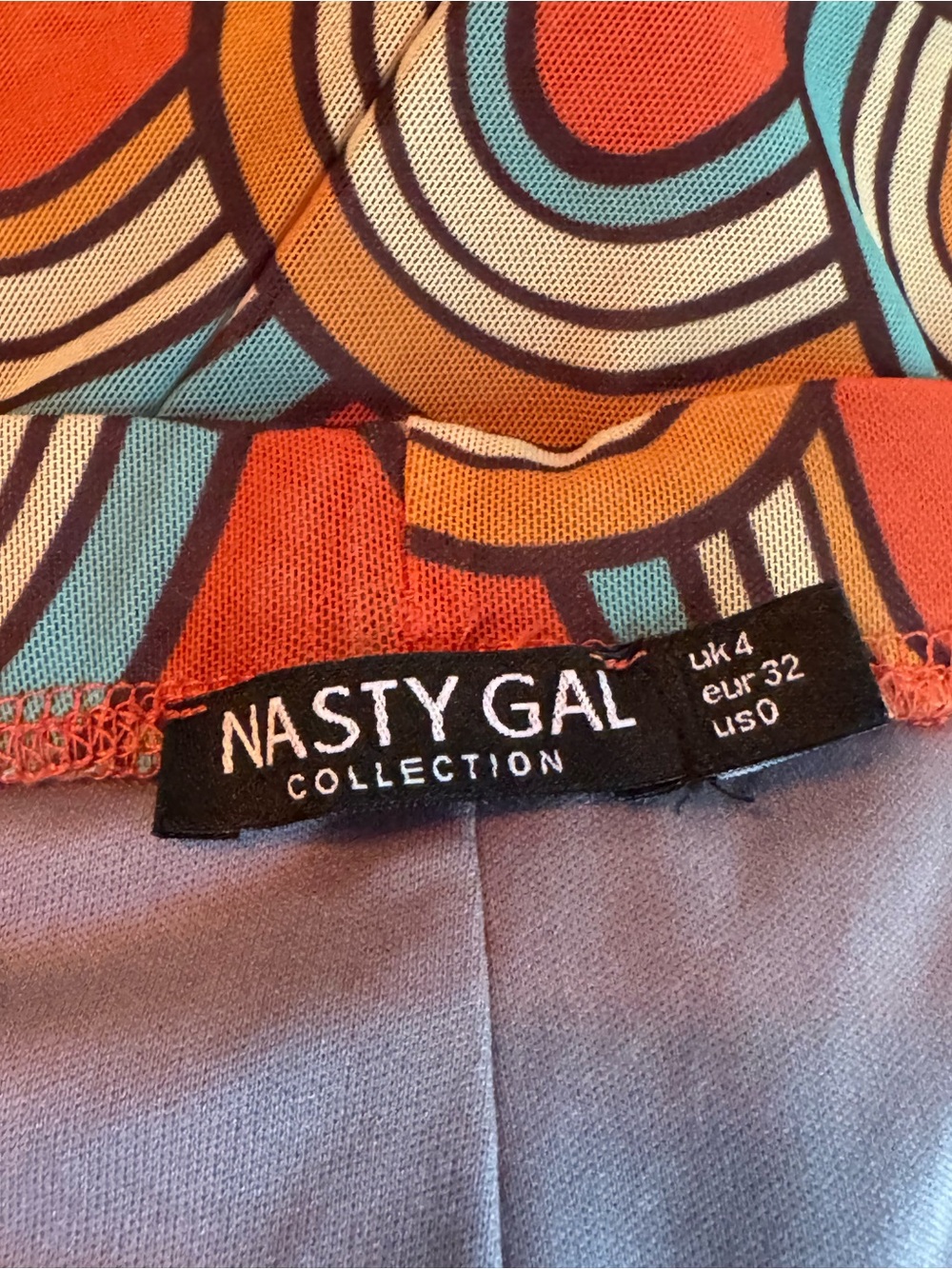 Nasty Gal Boot Cut Rainbow Scallop Print Pants - Orange & Teal Sz 0 - Picture 4 of 6